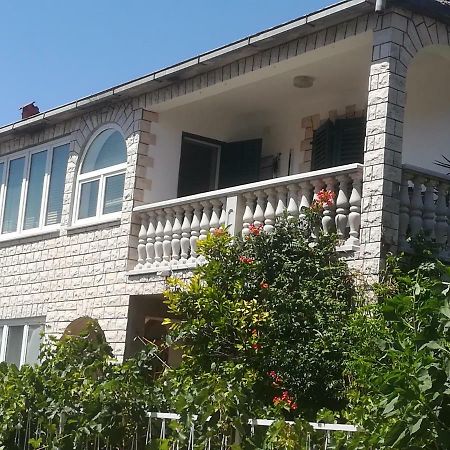 Apartman Lorena Stari Grad  Zewnętrze zdjęcie