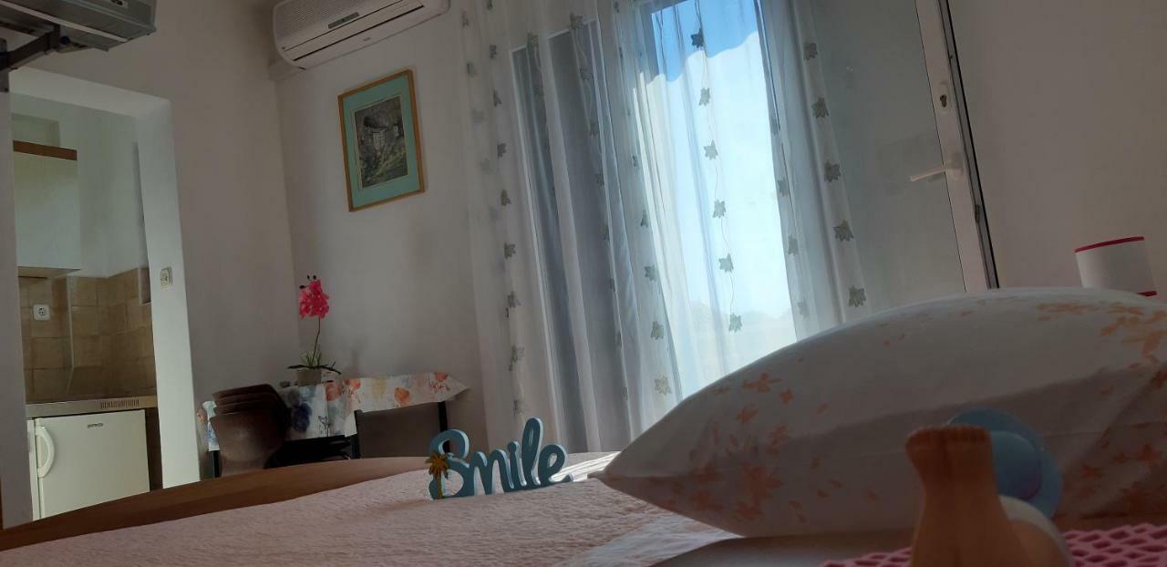 Apartman Lorena Stari Grad  Zewnętrze zdjęcie